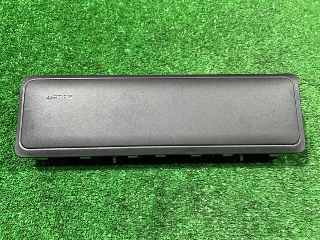 95B880841 PORSCHE Подушка безопасности защиты коленей купить в Черновцы