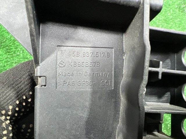 95B937517B PORSCHE купить в Кривой Рог