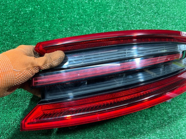 95B945096A PORSCHE Фонарь задний правый внешний купить в Черкассы
