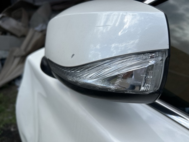 NISSAN 963024HB0A Левое боковое зеркало в наличии Сумы