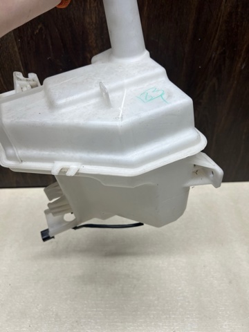 98610D5000 HYUNDAI Бачок омывателя купить в Запорожье