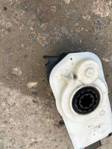 9881646 BMW купить в Львов