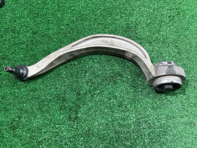 PORSCHE 9A740769403 Рычаг передней подвески нижний правый в наличии Житомир
