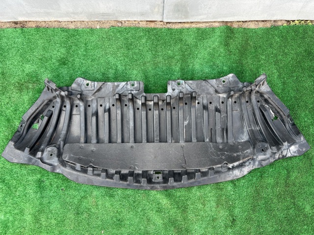 A2055202400 MERCEDES Защита бампера переднего купить в Кривой Рог
