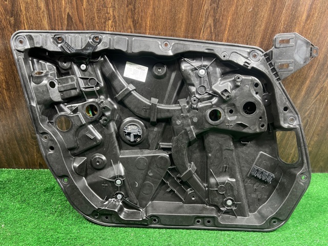 A2057204923 MERCEDES Стеклоподъемник передней левой двери купить в Каменское