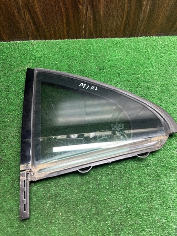 Задняя форточка левая A2057300555 MERCEDES
