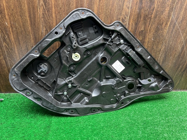 MERCEDES A2057308004 Механизм стеклоподъемника двери задней правой в наличии Ровно