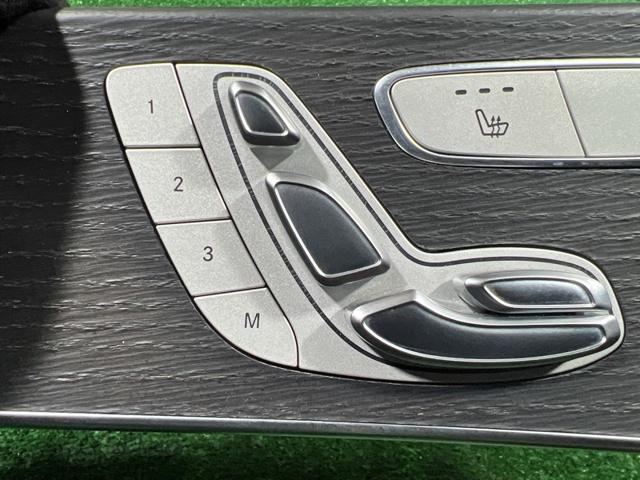 Модуль управления (ЭБУ) переднего сидения A20590566517N49 MERCEDES