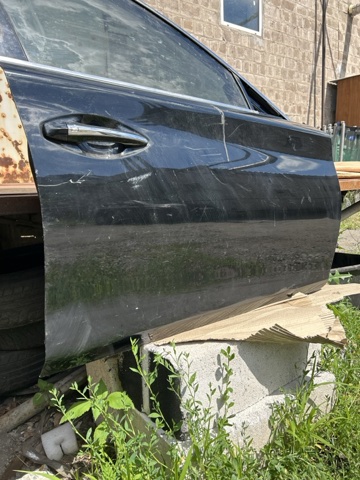 Пассажирская передняя дверь H010M4GAMA NISSAN