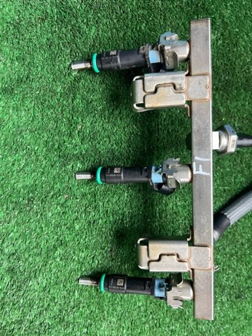 HX7Z9F593B FORD Топливные форсунки купить в Черновцы