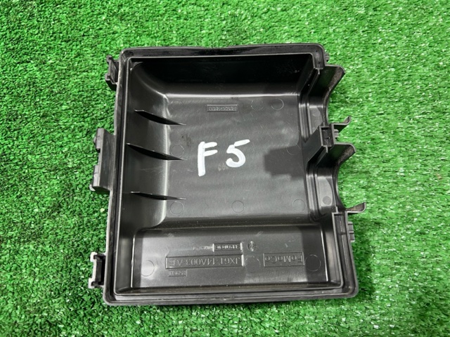 Крышка блока предохранителей JX6Z14A003A FORD