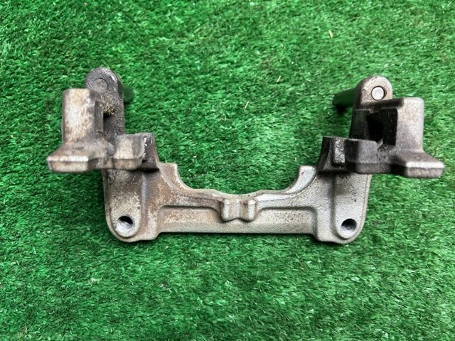 JX6Z2B511F FORD Скоба заднего суппорта купить в Тернополь
