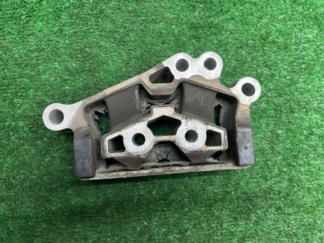 Подушка трансмиссии L1MZ6068B FORD