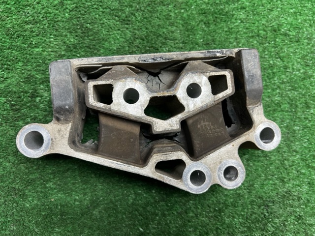 L1MZ6068B FORD Подушка коробки передач купить в Черкассы