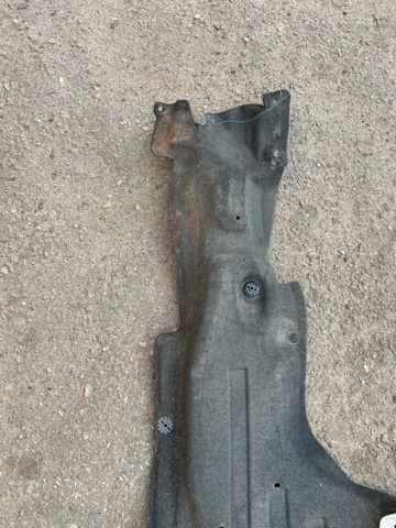 Защита днища, правая L1MZ7811782C FORD