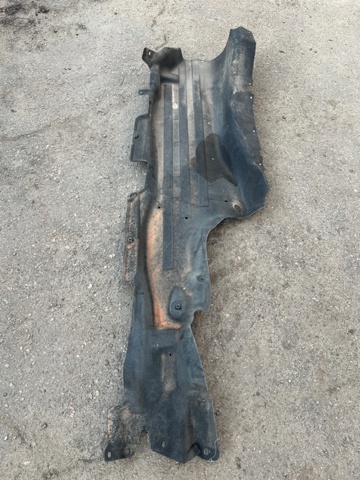 L1MZ7811782C Защита днища правая купить Киев