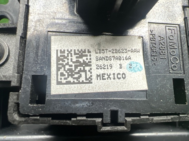 LB5Z2B623AA FORD Клавиша электромеханического стояночного тормоза купить в Винница