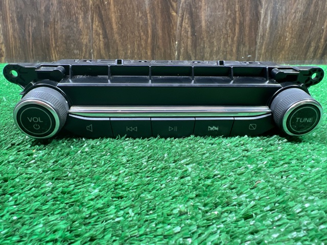 LJ6Z18C858CA Пульт управления магнитолой купить Харьков