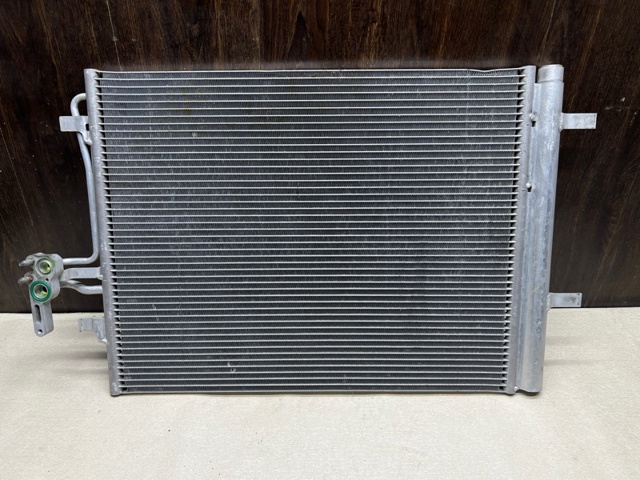 LR023921 LAND ROVER Радиатор кондиционера купить в Каменское
