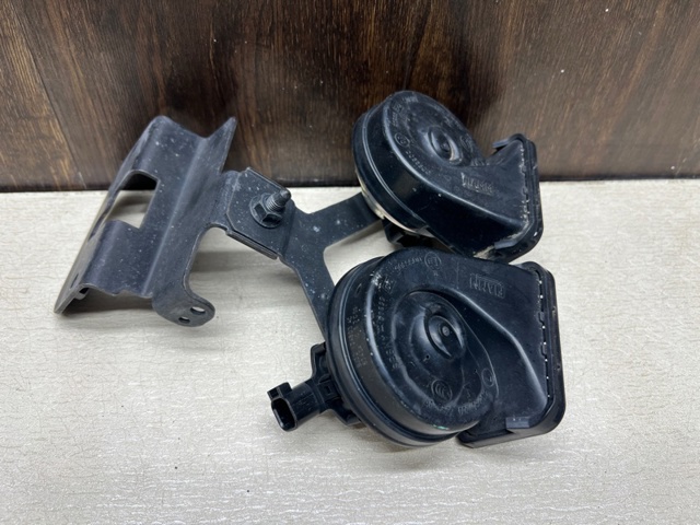 LR026039 LAND ROVER Сигнал звуковой (клаксон) купить в Черновцы