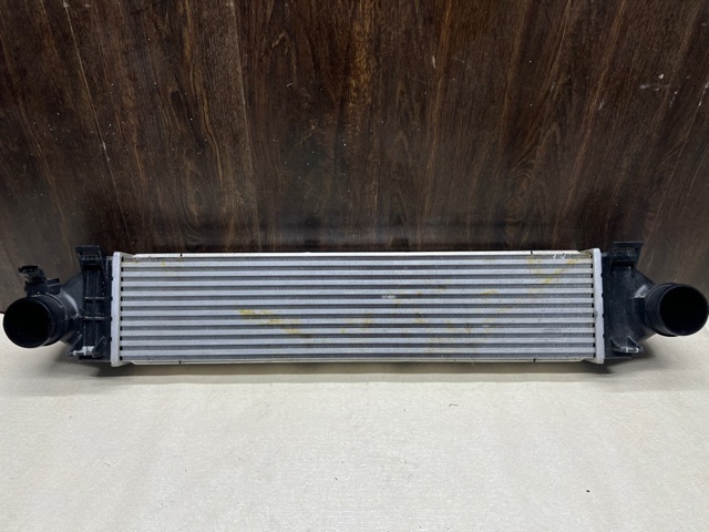 LR031467 LAND ROVER Интеркулер купить в Черкассы