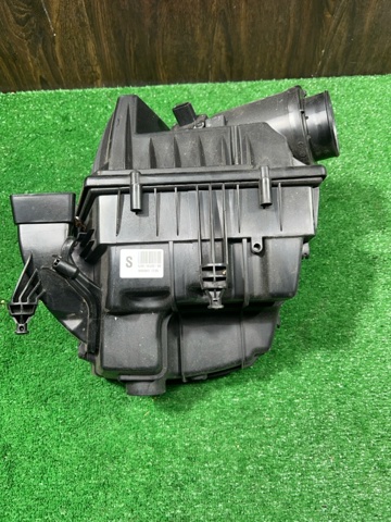 LR049780 LAND ROVER Корпус фильтра купить в Одесса