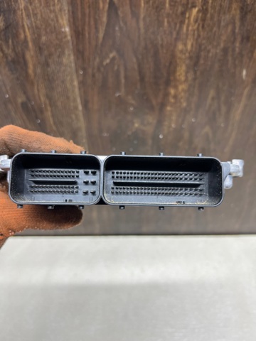 LR057872 LAND ROVER Блок управления двигателем купить в Киев