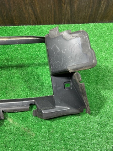 LR058476 LAND ROVER Воздуховод (дефлектор) радиатора верхний купить в Одесса
