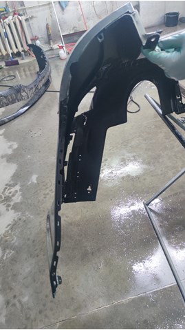 LR063195 LAND ROVER Задний бампер купить в Днепр