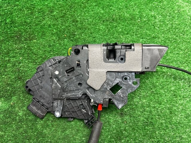 LR078752 LAND ROVER Замок двери задней левой купить в Черкассы