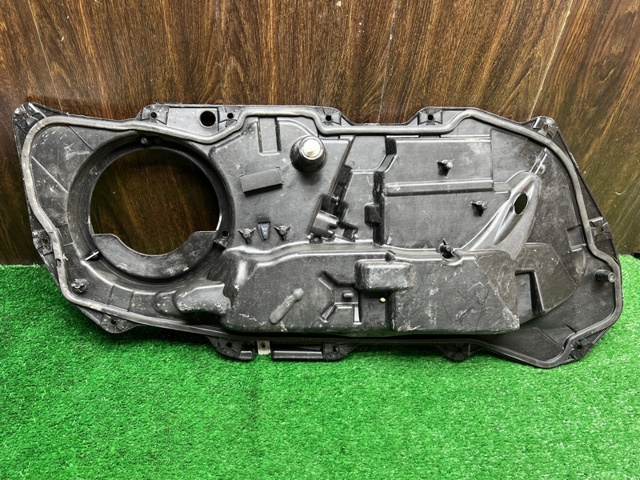 LR094257 LAND ROVER купить в Ужгород