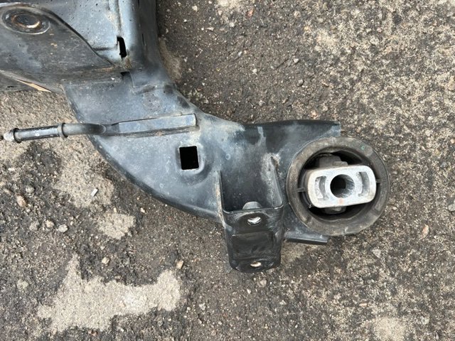 MB5Z5035F FORD Подрамник задний купить в Ровно
