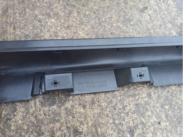7585206904 TOYOTA Накладка (молдинг) порога наружная левая купить в Кривой Рог