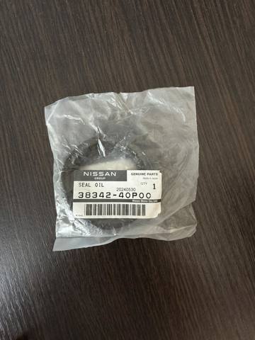 3834240P00 NISSAN Левый сальник полуоси купить в Павлоград