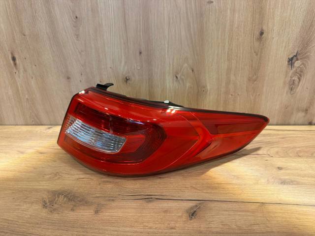 92402C1030 Hyundai/Kia Фонарь задний правый внешний