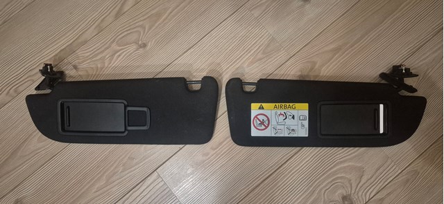 Козырек противосолнечный 4M0857552 VAG