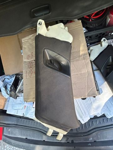 4M0867287 Обшивка стойки кузова внутренняя задняя левая купить Харьков