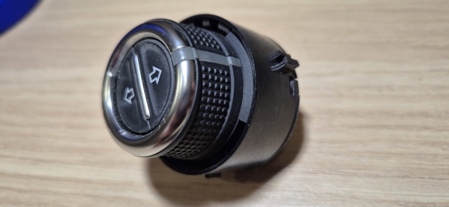 7P6959561CYQV VAG купить в Харьков