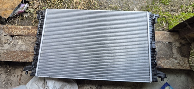 VAG 8W0121251AK Радиатор охлаждения двигателя в наличии Львов