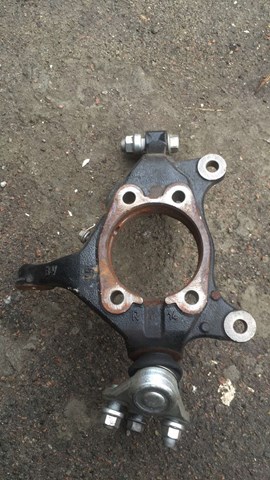 Цапфа передняя правая 4321178010 TOYOTA