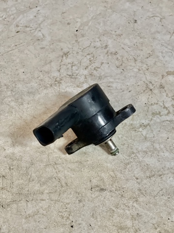 A6110780149 MERCEDES Регулятор давления топлива купить в Запорожье
