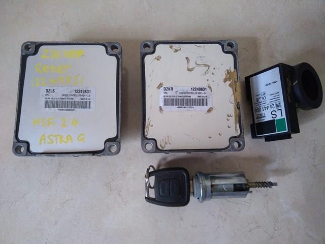 Компьютер двигателя 12229410 OPEL