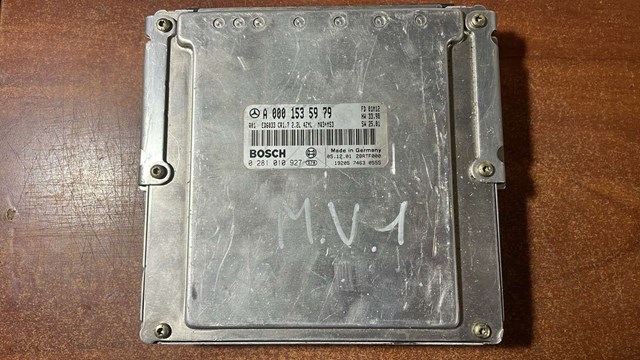 Модуль управления двигателем A0001535979 MERCEDES