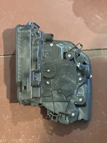 Замок передней пассажирской двери 51217477688 BMW