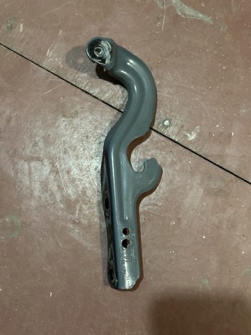 CHRYSLER 55369562AE Петля капота правая в наличии Николаев