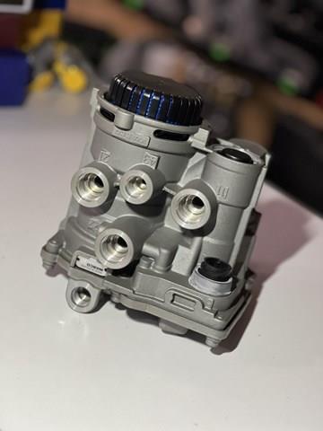 WABCO 4802040020 Кран тормозной прицепа в наличии Ужгород