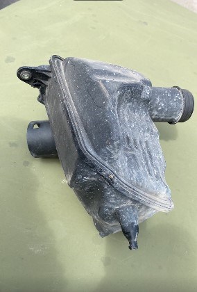 Корпус воздушного фильтра в сборе 16500JG00B NISSAN