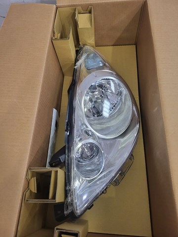 Вставка фары левой 26060BH10A NISSAN