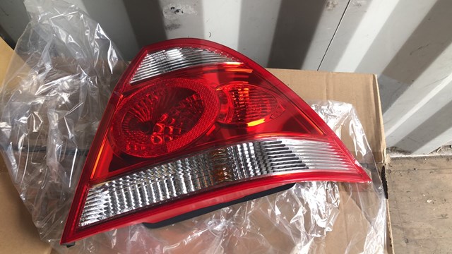 Фонарь задний правый Nissan Almera CLASSIC