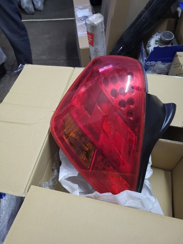 Задний левый стоп 265559W61B NISSAN